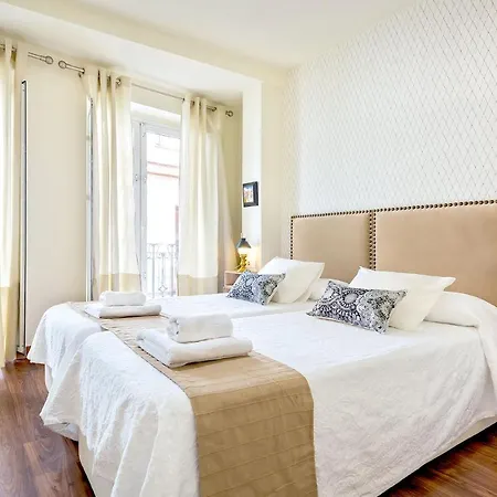 Genteel Francos Apartment *